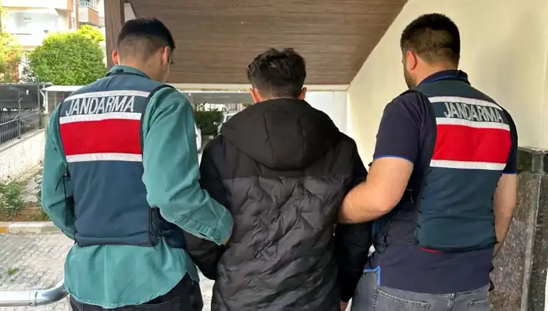 Türkiye'de 4 İl'de Gerçekleşen Dolandırıcılık Operasyonu: 35 Kişi Tutuklandı!