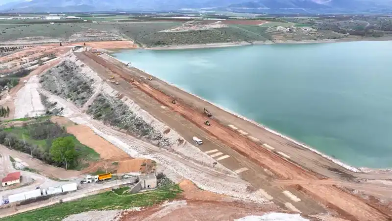 Sultansuyu Barajı'nda Dev Gövde Onarım Çalışmaları Hız Kazandı