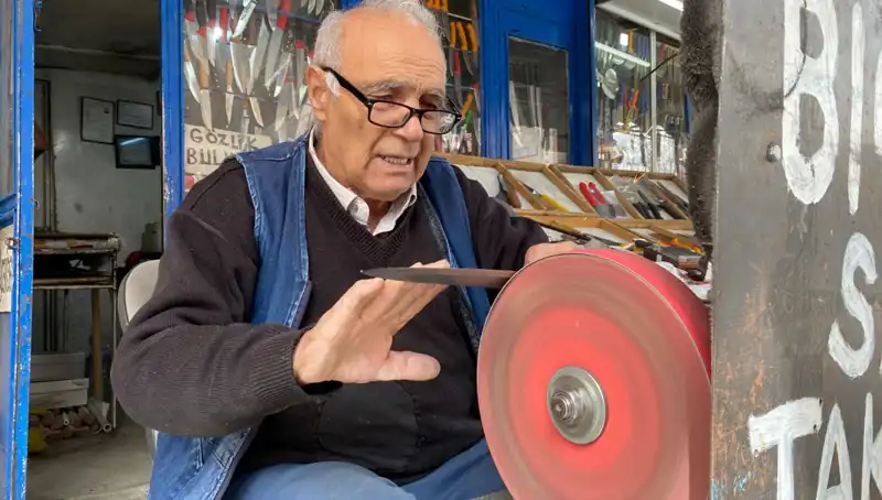 81 Yaşındaki Erhan Amca: Meslek Heyecanı Son Nefesime Kadar Sürecek