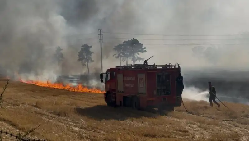 Kırklareli’nde Anız Yangını Korku Dolu Anlar Yaşattı