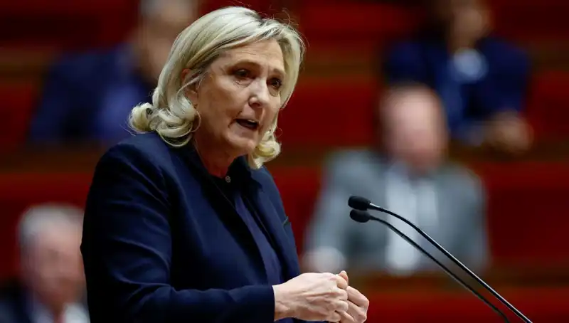 Le Pen’in Geleceği Tehlikede: Mahkeme Kararı Politikayı Nasıl Etkileyecek?