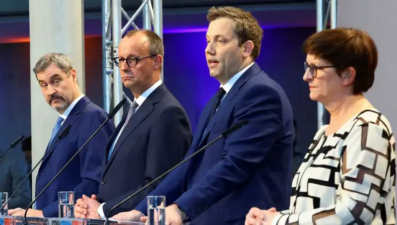 Almanya'da Koalisyon Oyunu: SPD Üyeleri GroKo'ya Evet Dedi