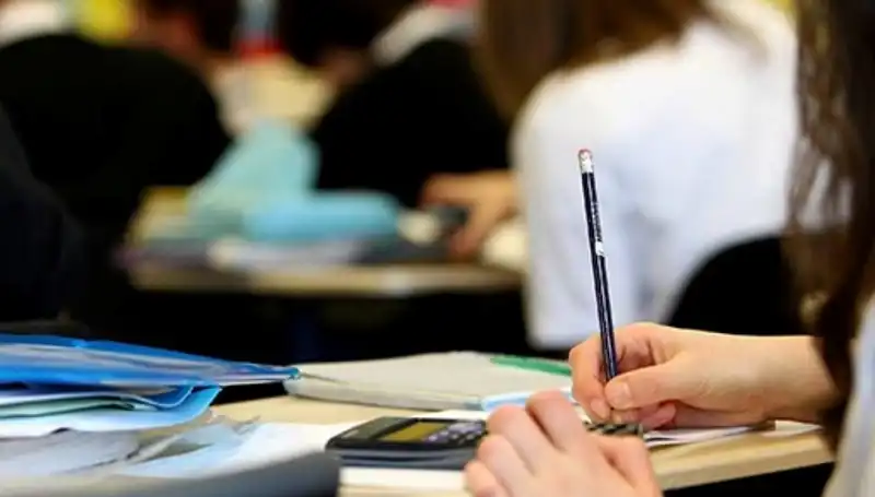 Üniversite Kontenjanlarında Düşüş: Geleceğimiz Tehdit Altında Mı?