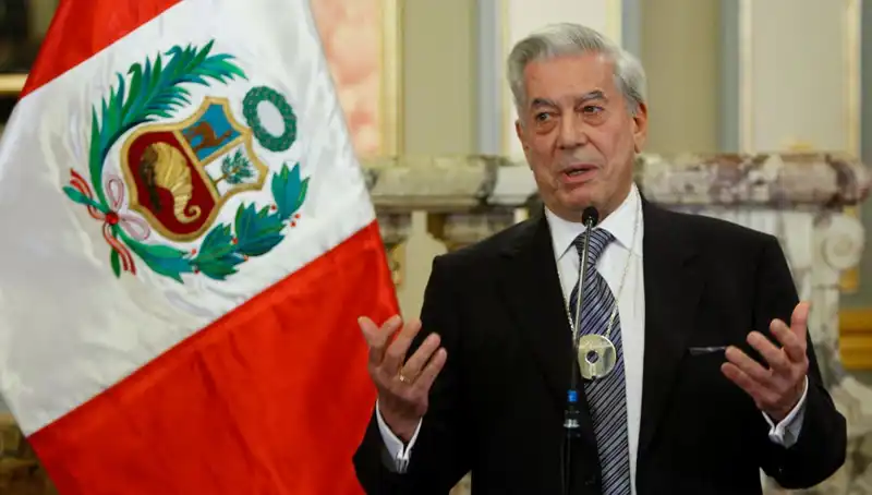 Mario Vargas Llosa: Edebiyatın Dehası Hayatını Kaybetti