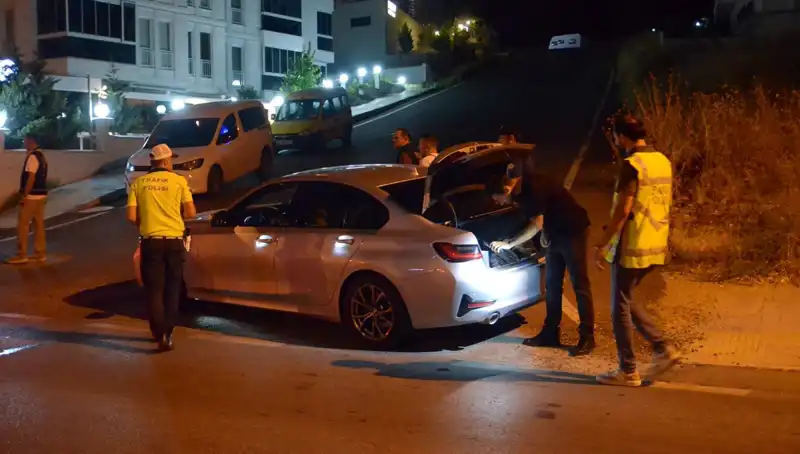 Edirne'de Denetim Kaçaklarına Gözaltı Uygulamaları Sürüyor