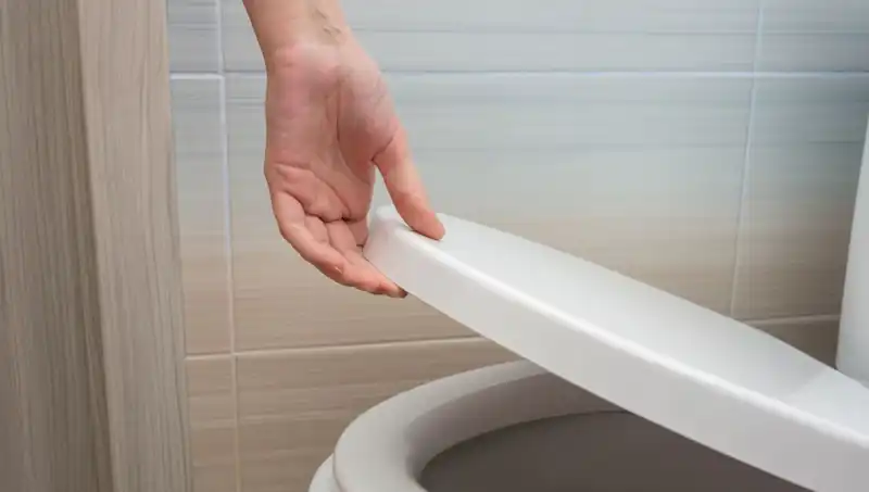 Tuvalet Klozetleri Neden 40 Kat Daha Kirli Olabilir? Bilimsel Gerçekler Açıklandı!