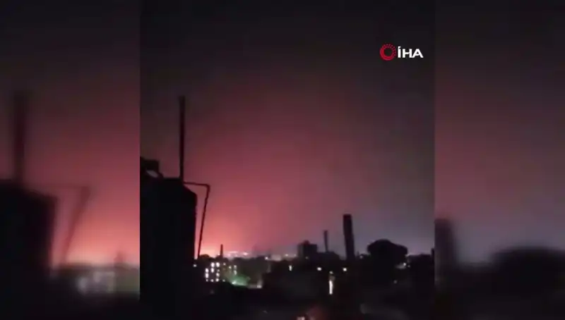 ABD'nin Yeni Hedefi: Sana'daki Saldırıda 12 Kişi Hayatını Kaybetti
