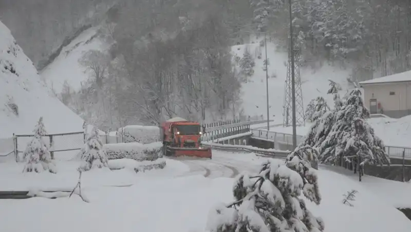 Bolu Dağı'nda Beklenen Kar Yağışı Etkisini Gösterdi!